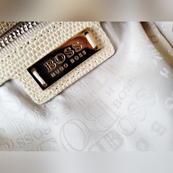 Hugo BOSS 100%Cowhide Embossed Leather Small/Mini Bag Lizard/Suede Neutral/Tan - Picture 3 of 16